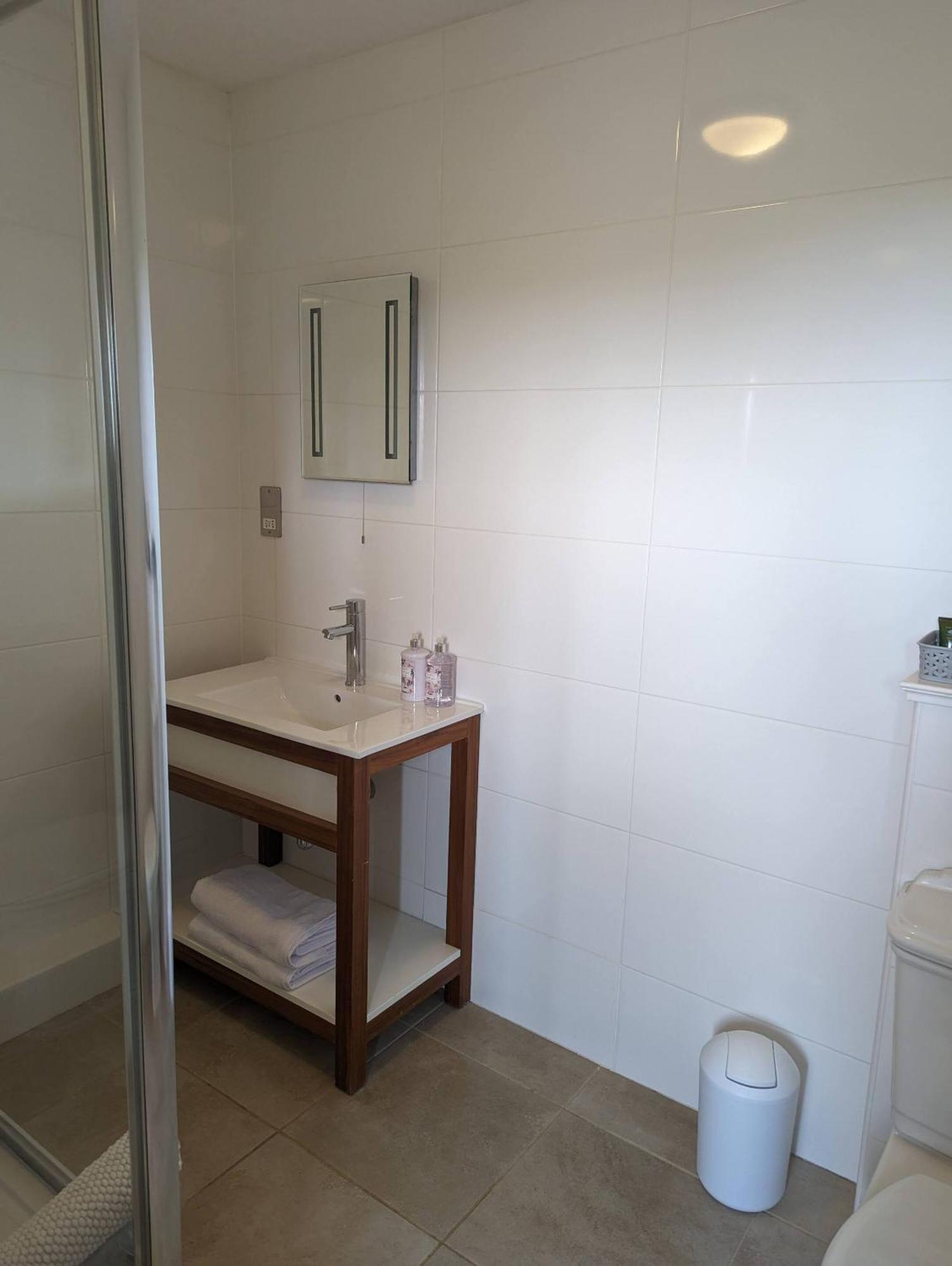 The Three Horseshoes Inn บริดพอร์ต ภายนอก รูปภาพ